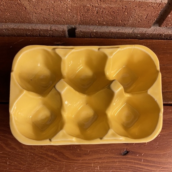 Anthropologie Biscuit Ceramic egg containers (2) - Picture 7 of 16